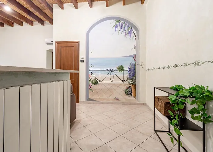 H11 Il Nido Centro - Ariston 아파트 *